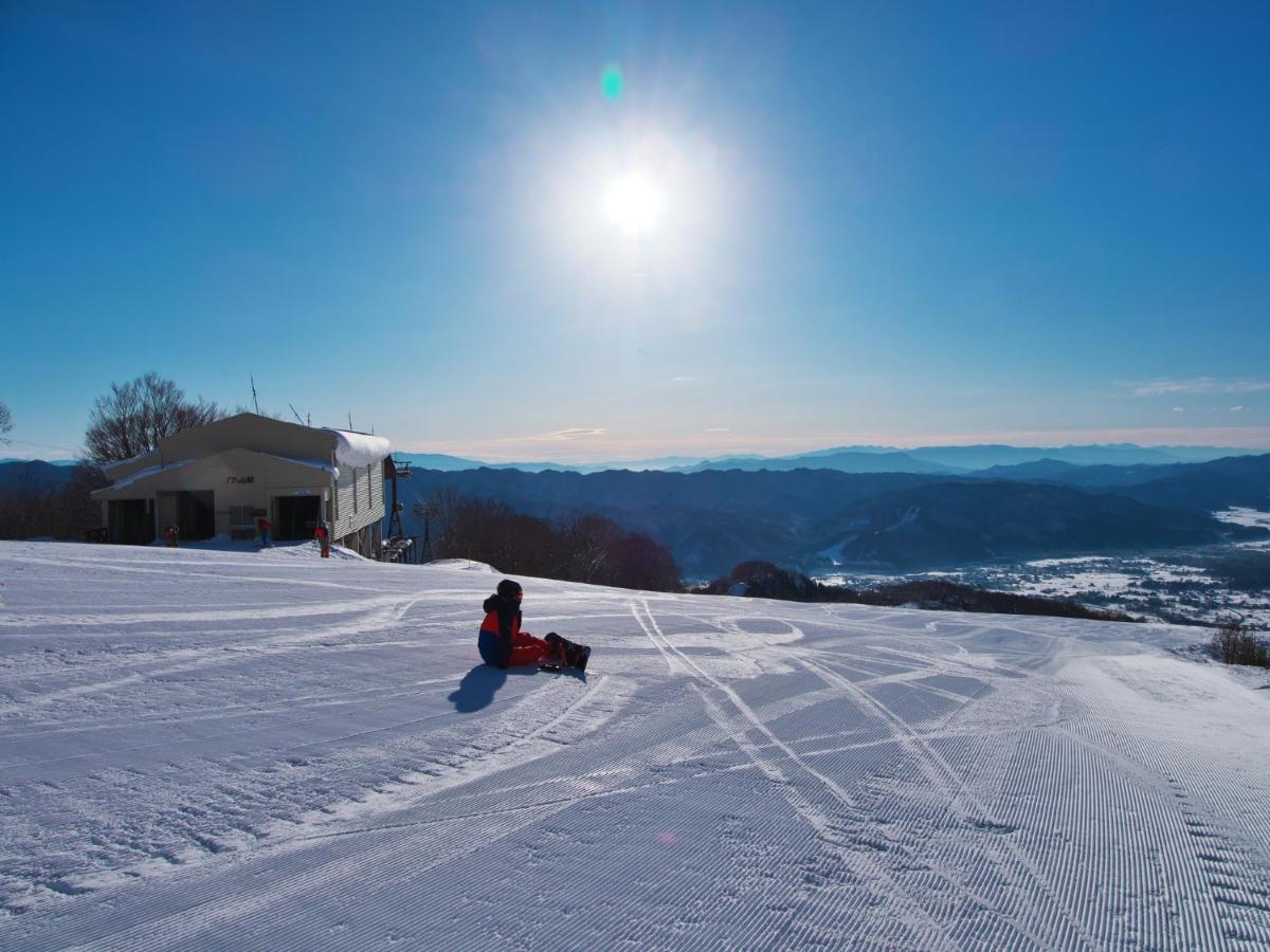 Tabist Condominium Hakuba Goryu Exterior photo