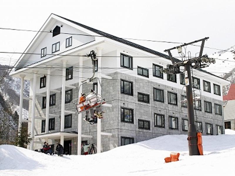 Tabist Condominium Hakuba Goryu Exterior photo